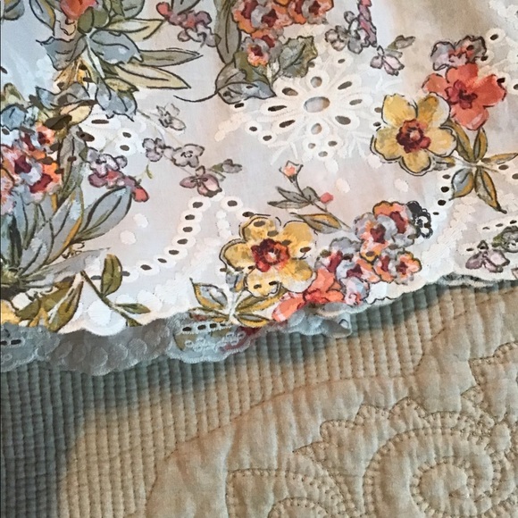 Lauren Conrad  Blouse - Picture 4 of 5